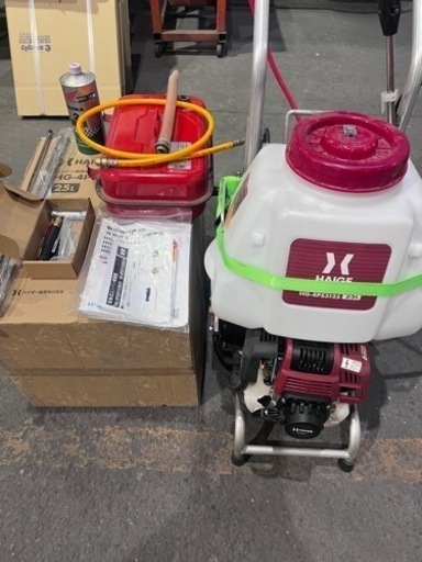 【超美品】移動台車付！ハイガー エンジン式 噴霧器 4スト 背負い式 25L ワンオフ台車