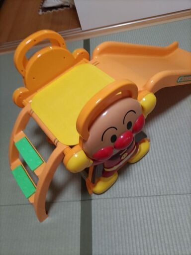 アンパンマン　すべり台