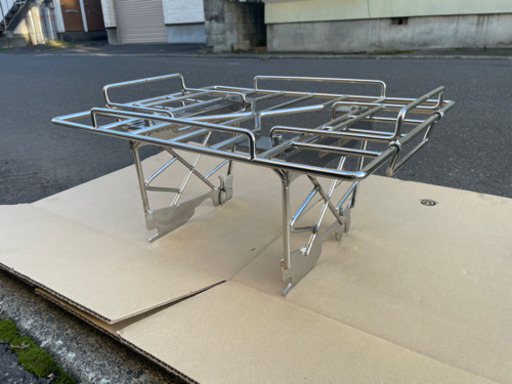 美品。ハーレー スポーツスターに！デタッチャブル デカキャリア ホムセン箱など盛々積めます！