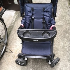 カトージ　2人乗りベビーカーの画像