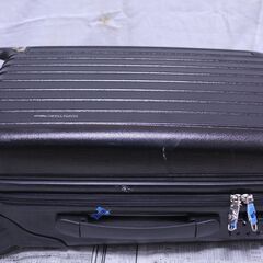 黒色　スーツケース　２ローラー式　３泊４日程度の画像