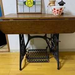 アンティーク　ミシン台