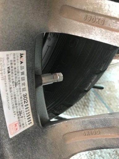 スタッドレスタイヤ　195-65-R15 グッドイヤー