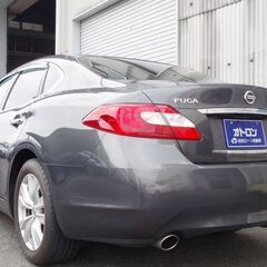 日産フーガ３７０ＧＴ入荷しました！！の画像