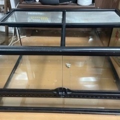 引っ越しのため積極値下げ！爬虫類ケージ　コンパクトトップ付きの画像