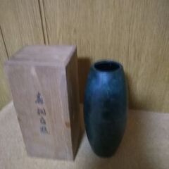 花瓶　ヴィンテージ　未使用　金属製かも？　実家整理品　経年保管品...