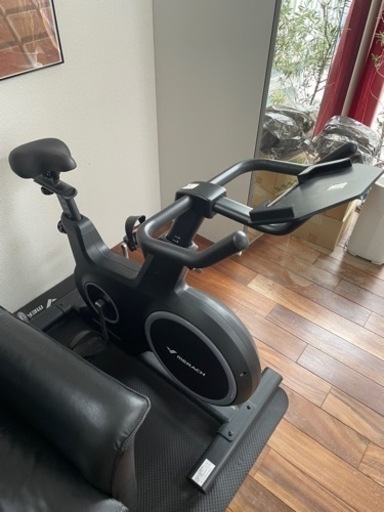 エクササイズ　サイクル　フィールサイクル　防振防音マットつき