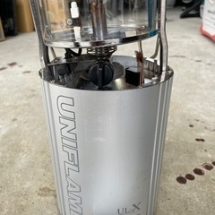 キャンプ用品　ランタン　ユニフレーム製の画像