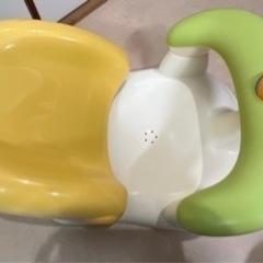 コンビ　バスチェアの画像