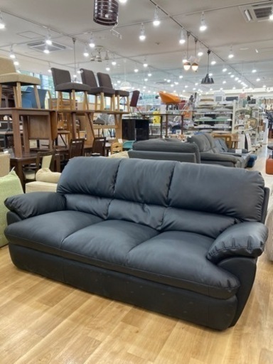 【トレファク高槻店】取りに来られる方限定！ニトリ　合皮　三人掛けソファーのご紹介！
