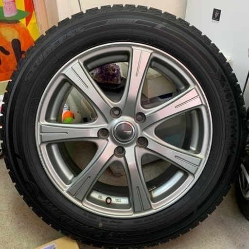 受渡者決定しました ヨコハマタイヤ 215/60 R17  スタッドレス 4本セット ホイール付き