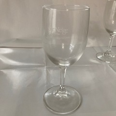サントネージュワイングラス4個セットの画像