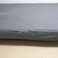 無料 ニトリ セミダブルベッド(マットレス、枠付き)