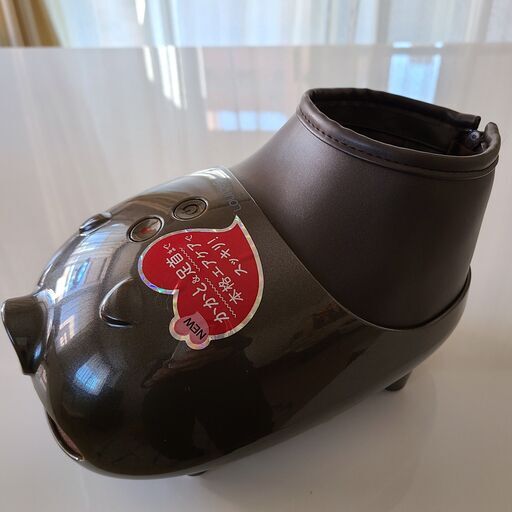 【未使用に近い美品】ルルド フットケア コードレス リラブー2 AX-KXL3710 フットマッサージャー ハンドケアにも
