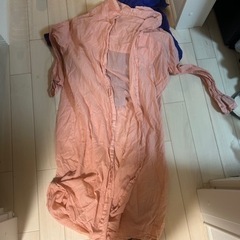 女性　ロングシャツ