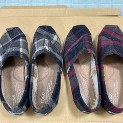 【差し上げます】TOMSシューズ24.5cm ボア＆フリース様生...