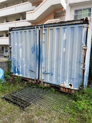 コンテナ、サビ多いです、宜野湾市真栄原まで取りに来れる方