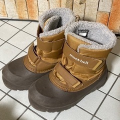 モンベル19cm パウダーブーツ！　中古