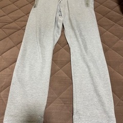 メンズ冬服セット　UNIQLOパーカー、AZULスウェットパンツの画像