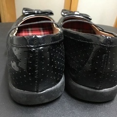 中古　女の子　靴　黒　23.0cmの画像