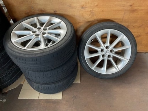 レクサスCT　17インチ純正ホイール＆タイヤ