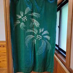絞りの暖簾　のれん　しぼり 緑色