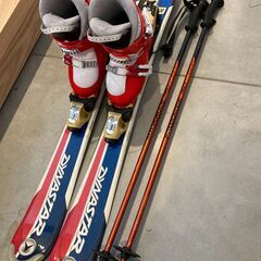 子ども キッズ スキーセット（スキー90cm、ブーツ19.0cm - 19.5cm、ストック）　19.0cm - 19.5cmの画像
