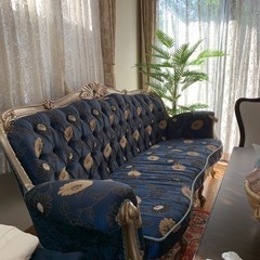 ★希少★猫足高級イタリア製ソファー3人掛けの画像