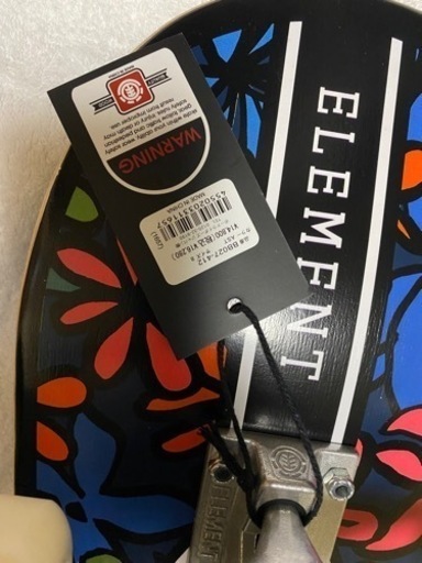 スケートボード　スケボー　コンプリート　エレメント　新品　未使用　element