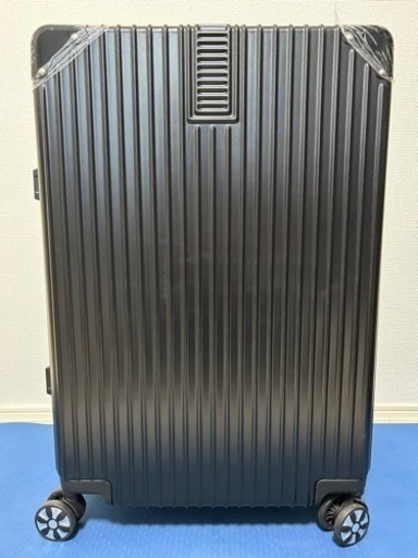 新品スーツケース