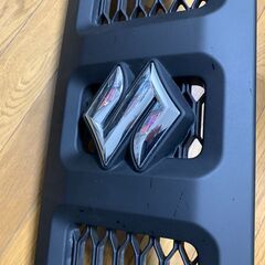美品　スズキ　ジムニー　フロントグリルの画像