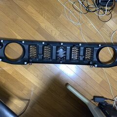 美品　スズキ　ジムニー　フロントグリルの画像