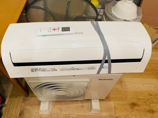 【中古美品】アイリスオーヤマルームエアコンIRR-2219C