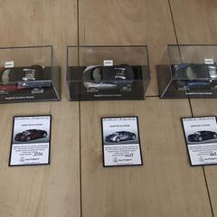 新品、ブガッティ　BUGATTI ブガッティミニカー　BUGATTIミニカー　の画像