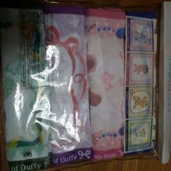 ダッフィーシリーズ　４枚セット②の画像