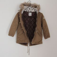 女の子　子供服（コート）　１２０㎝の画像