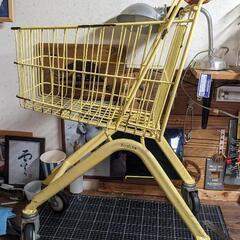 アメリカン雑貨 ショッピングカートの画像