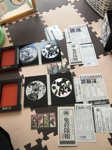 美品！鬼滅の刃 DVD全巻セット 売ります