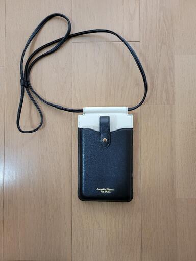 Samantha Thavasa　スマホポーチ