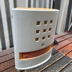 セラミックファンヒーター加湿器付　シャープ　2003年製
