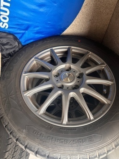 195/65R15  ホイール付きスタッドレスタイヤ　4本セット