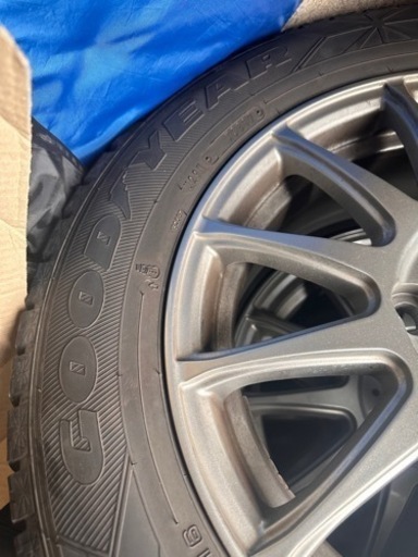 195/65R15  ホイール付きスタッドレスタイヤ　4本セット