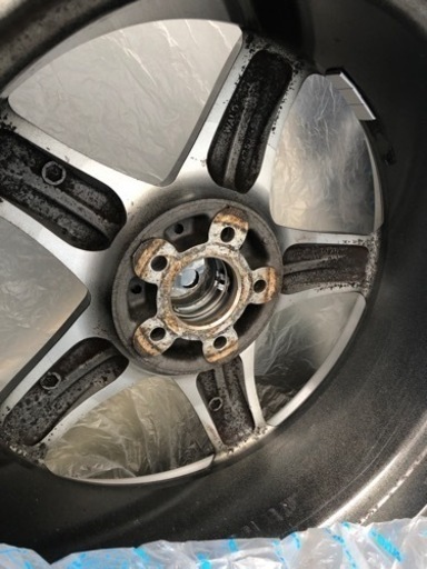 スタッドレスタイヤダンロップウインターマックス225/45R19 19インチ4本セット