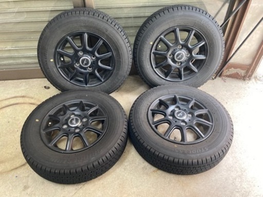 軽バン、トラック用ホイール付スタッドレスタイヤ145R12 LT