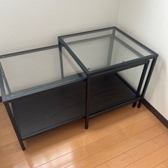 IKEA ガラステーブル