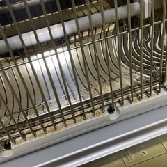 コイズミ2010年製電気ストーブの画像