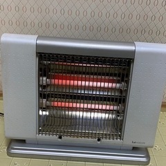 コイズミ2010年製電気ストーブ