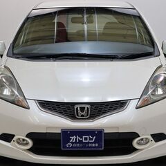 【広々とした室内空間に燃費の良い車！！】　小回りが効くのでオスス...