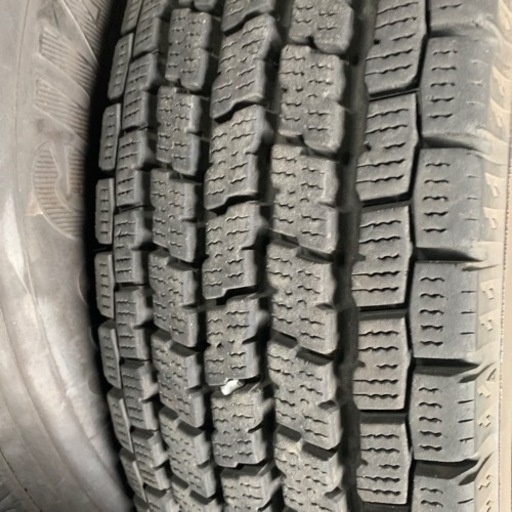 スタッドレス　205/85R16 ヨコハマ　アイスガード　2015年