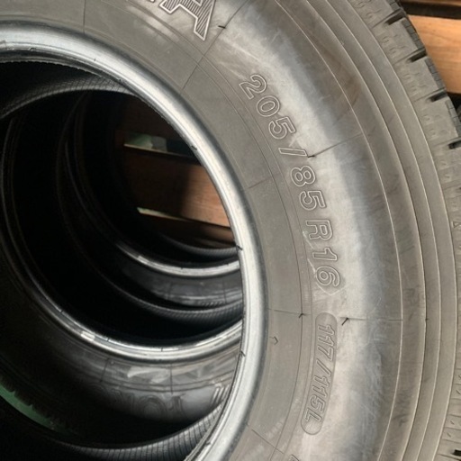スタッドレス　205/85R16 ヨコハマ　アイスガード　2015年